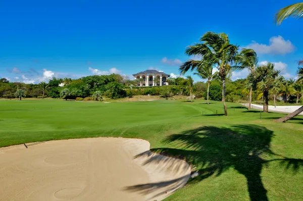 Residencias frente al campo de golf en Cap Cana
